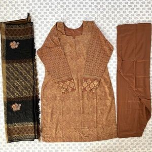 Brand New 3pc Linen Shalwar Kameez